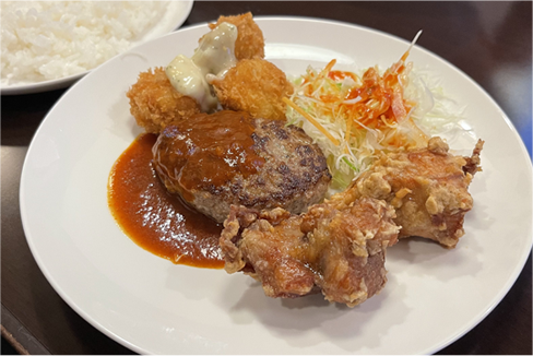 洋食ランチとスイーツめぐり